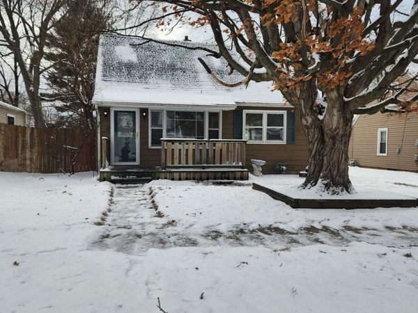 719 Grand Avenue, Loves Park, IL 61111