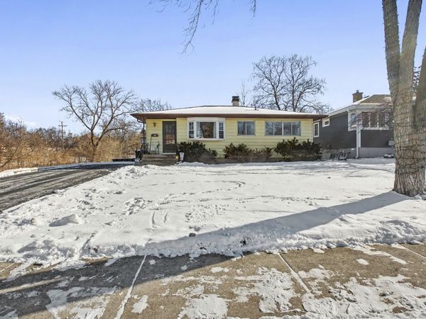 5611 Washington Street, Downers Grove, IL 60516