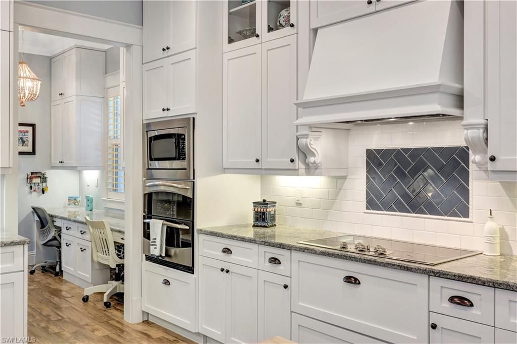 5288 Sand Dollar Ln, Naples, FL 34103 Photo