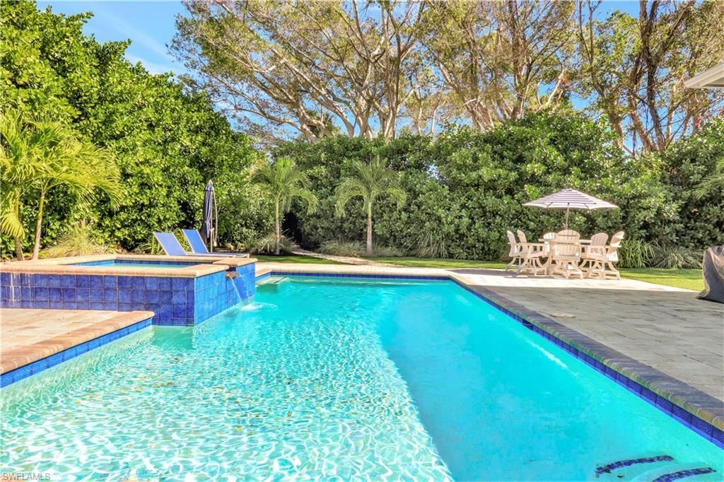 5288 Sand Dollar Ln, Naples, FL 34103 Photo