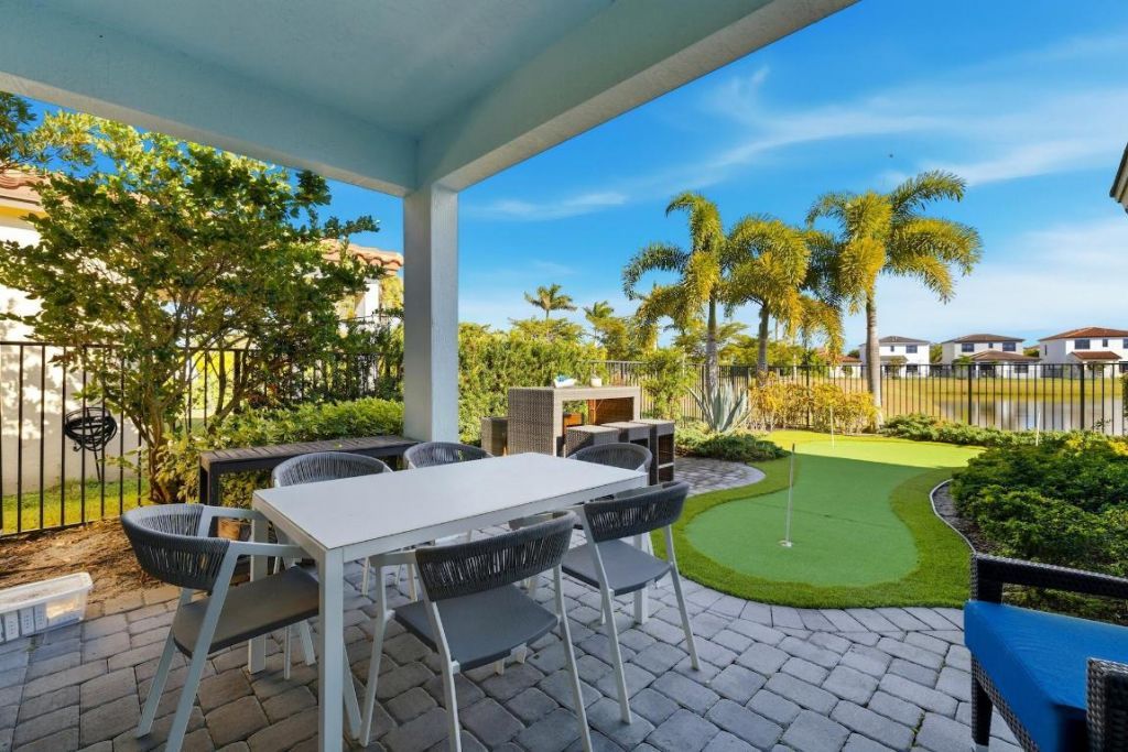 5562 Starfish Road, The Acreage, FL 33470 Photo