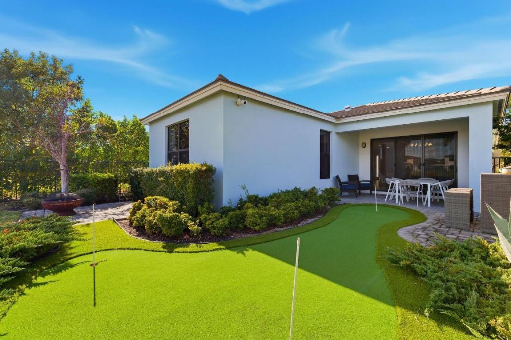5562 Starfish Road, The Acreage, FL 33470 Photo