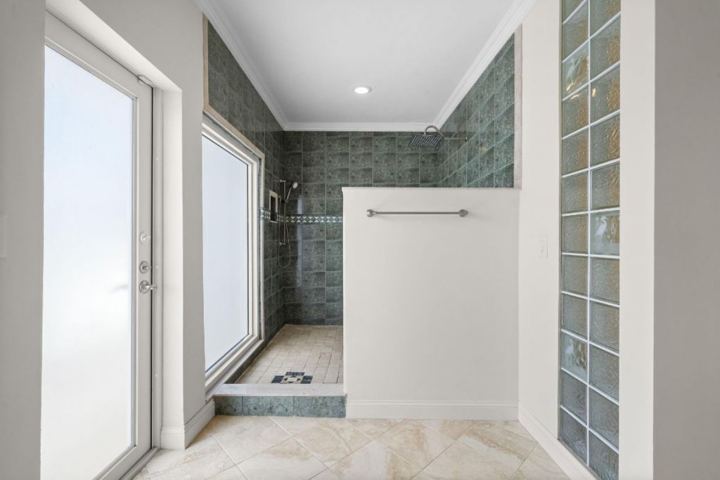 3741 NE 31st Avenue, Lighthouse Point, FL 33064 Photo