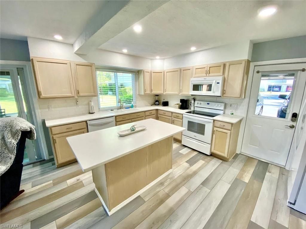 3338 Ottawa Cir, Unit 2, Fort Myers, FL 33907 Photo