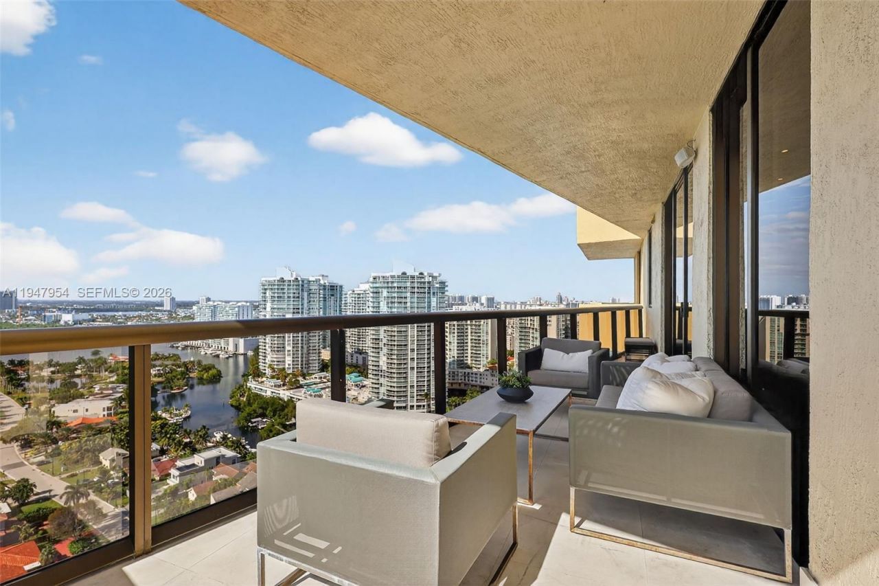 16275 Collins Ave, Unit 2404, Sunny Isles Beach, FL 33160 Photo