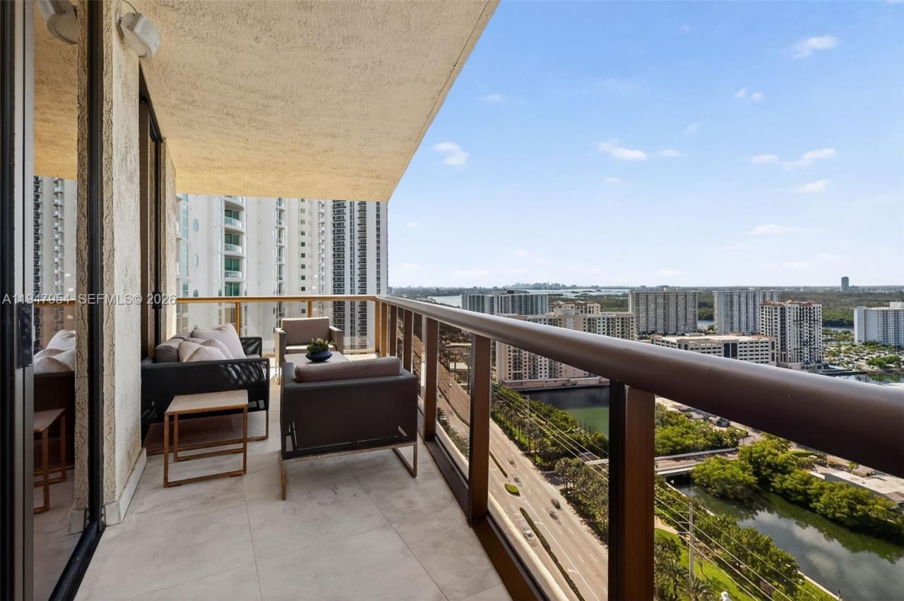 16275 Collins Ave, Unit 2404, Sunny Isles Beach, FL 33160 Photo