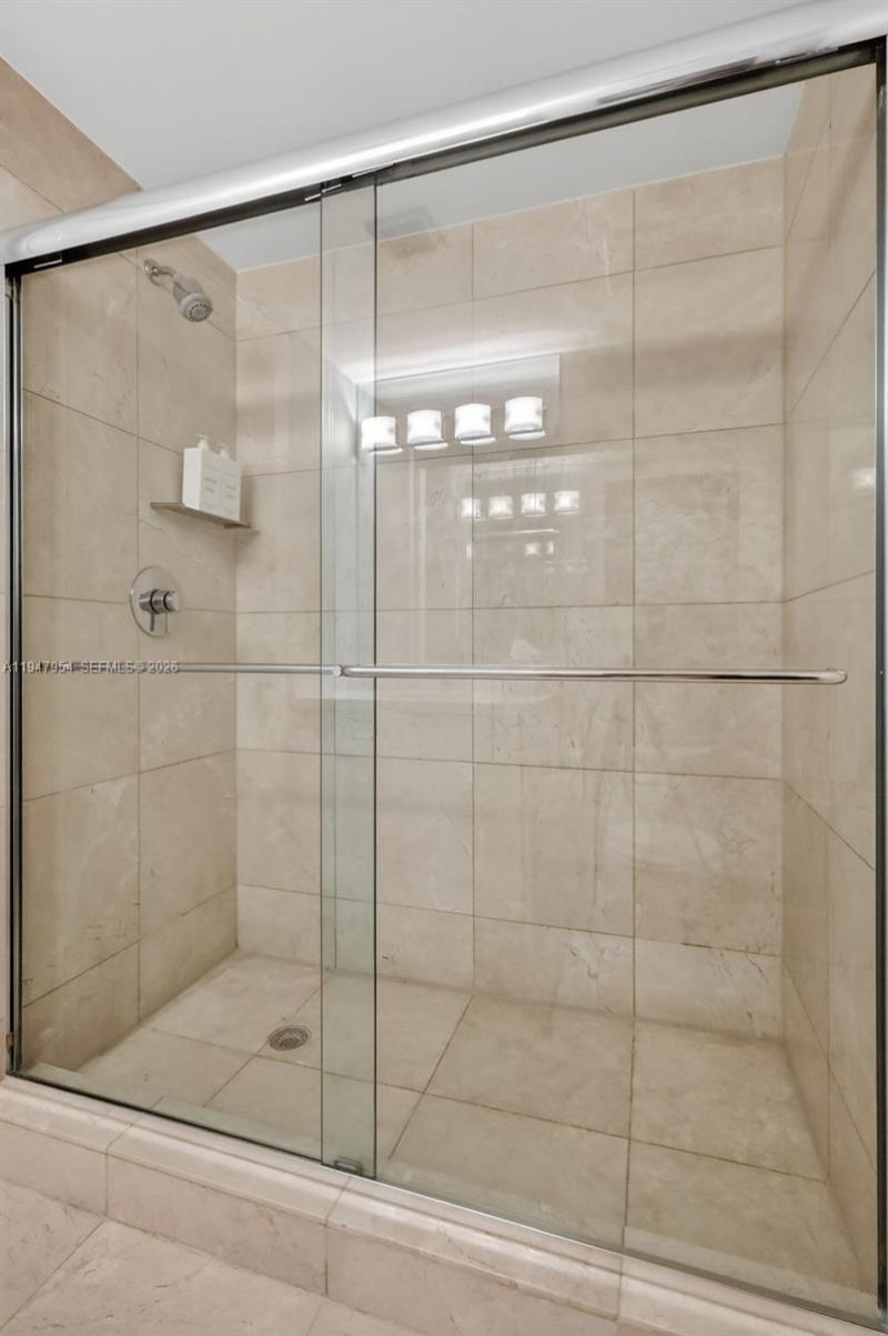 16275 Collins Ave, Unit 2404, Sunny Isles Beach, FL 33160 Photo