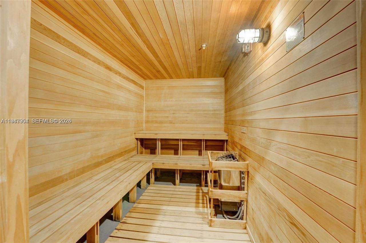 16275 Collins Ave, Unit 2404, Sunny Isles Beach, FL 33160 Photo