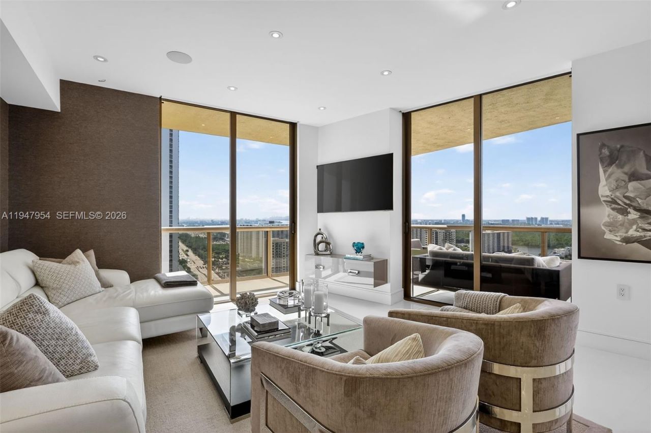 16275 Collins Ave, Unit 2404, Sunny Isles Beach, FL 33160 Photo