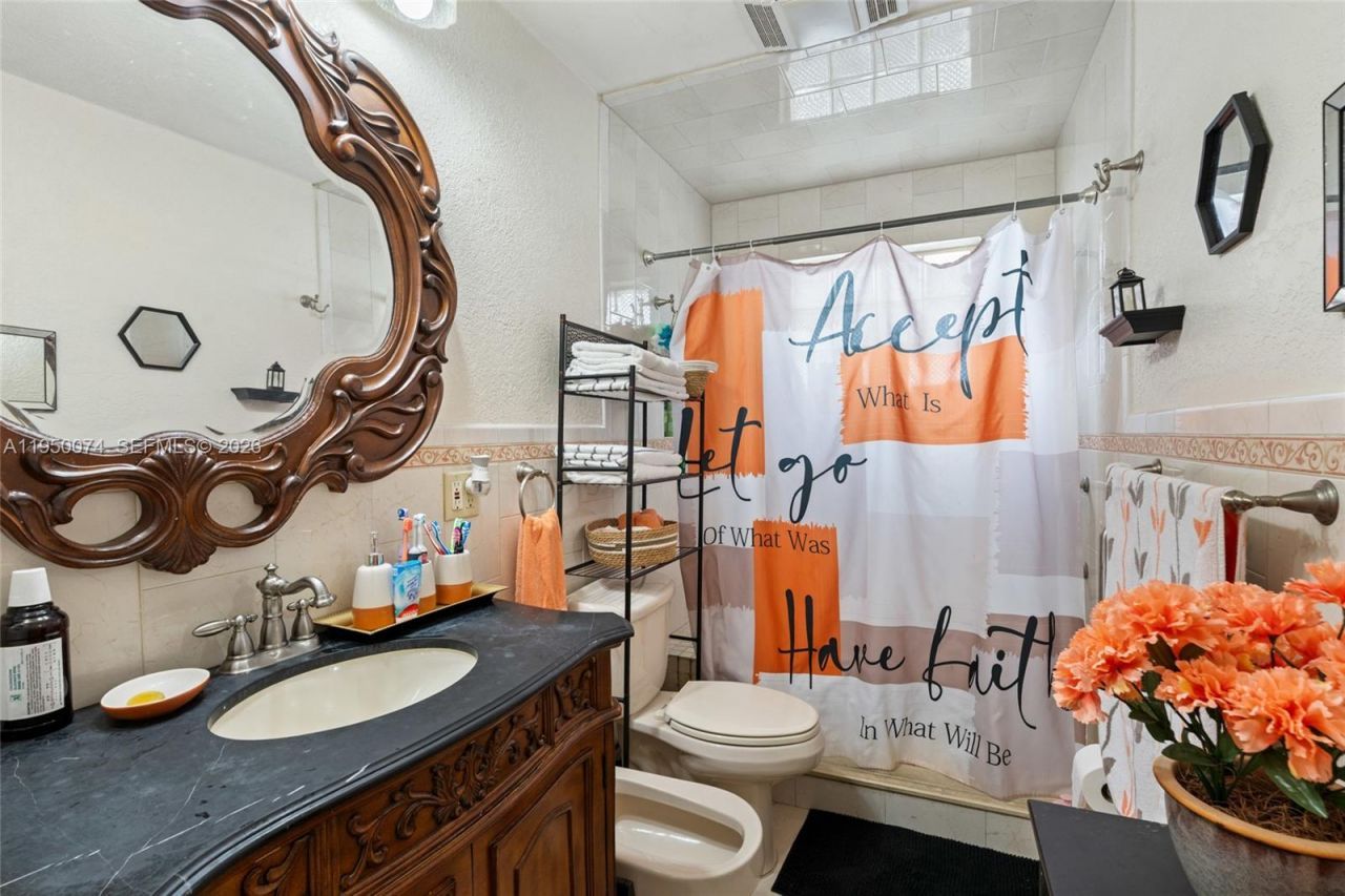 5951 SW 4th St, Miami, FL 33144 Photo