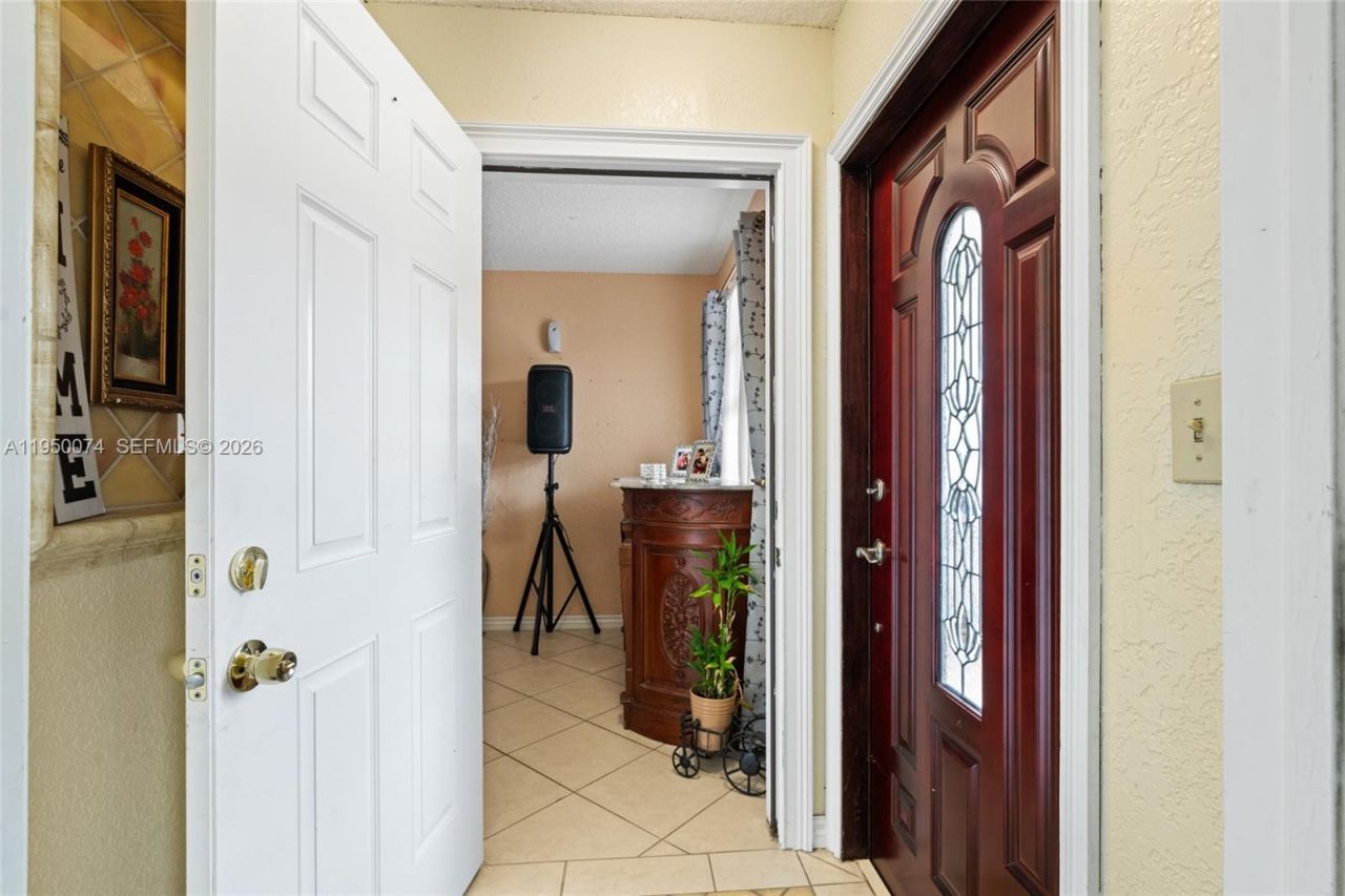 5951 SW 4th St, Miami, FL 33144 Photo