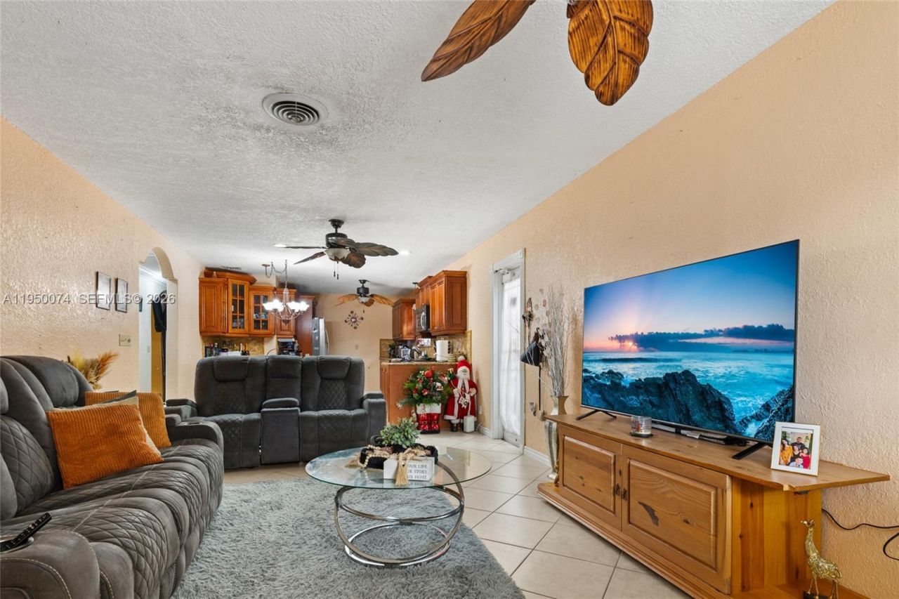 5951 SW 4th St, Miami, FL 33144 Photo