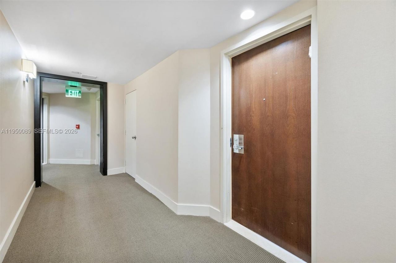 1000 E Island Blvd, Unit 803, Aventura, FL 33160 Photo