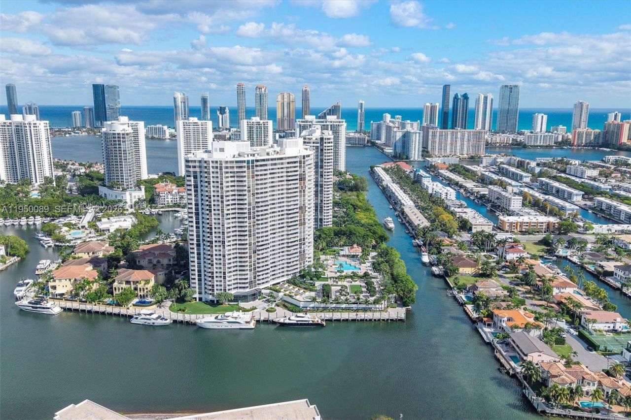 1000 E Island Blvd, Unit 803, Aventura, FL 33160 Photo