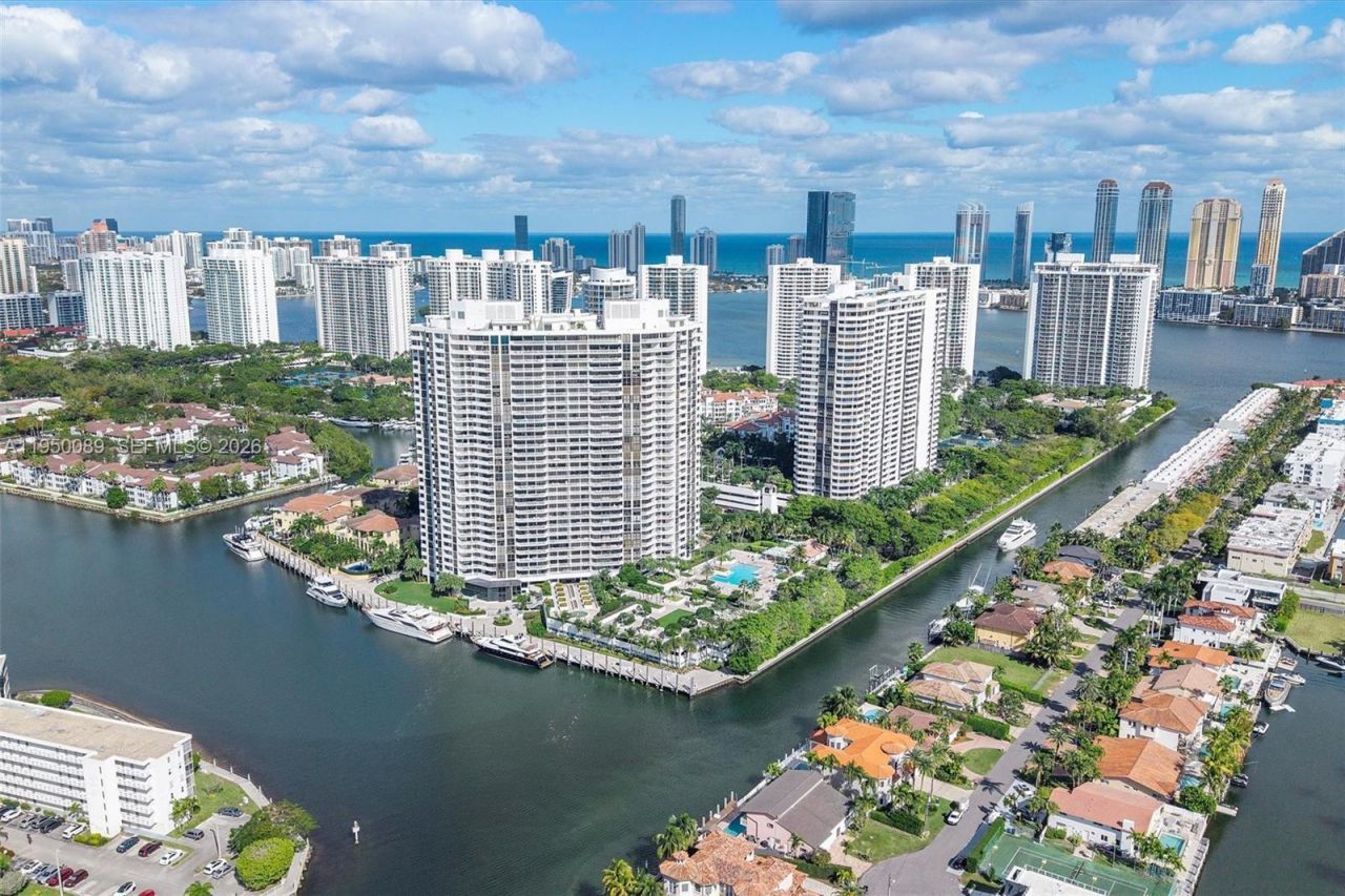 1000 E Island Blvd, Unit 803, Aventura, FL 33160 Photo