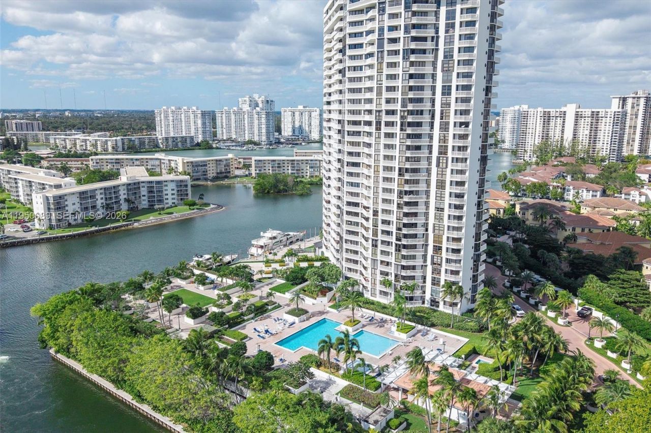 1000 E Island Blvd, Unit 803, Aventura, FL 33160 Photo