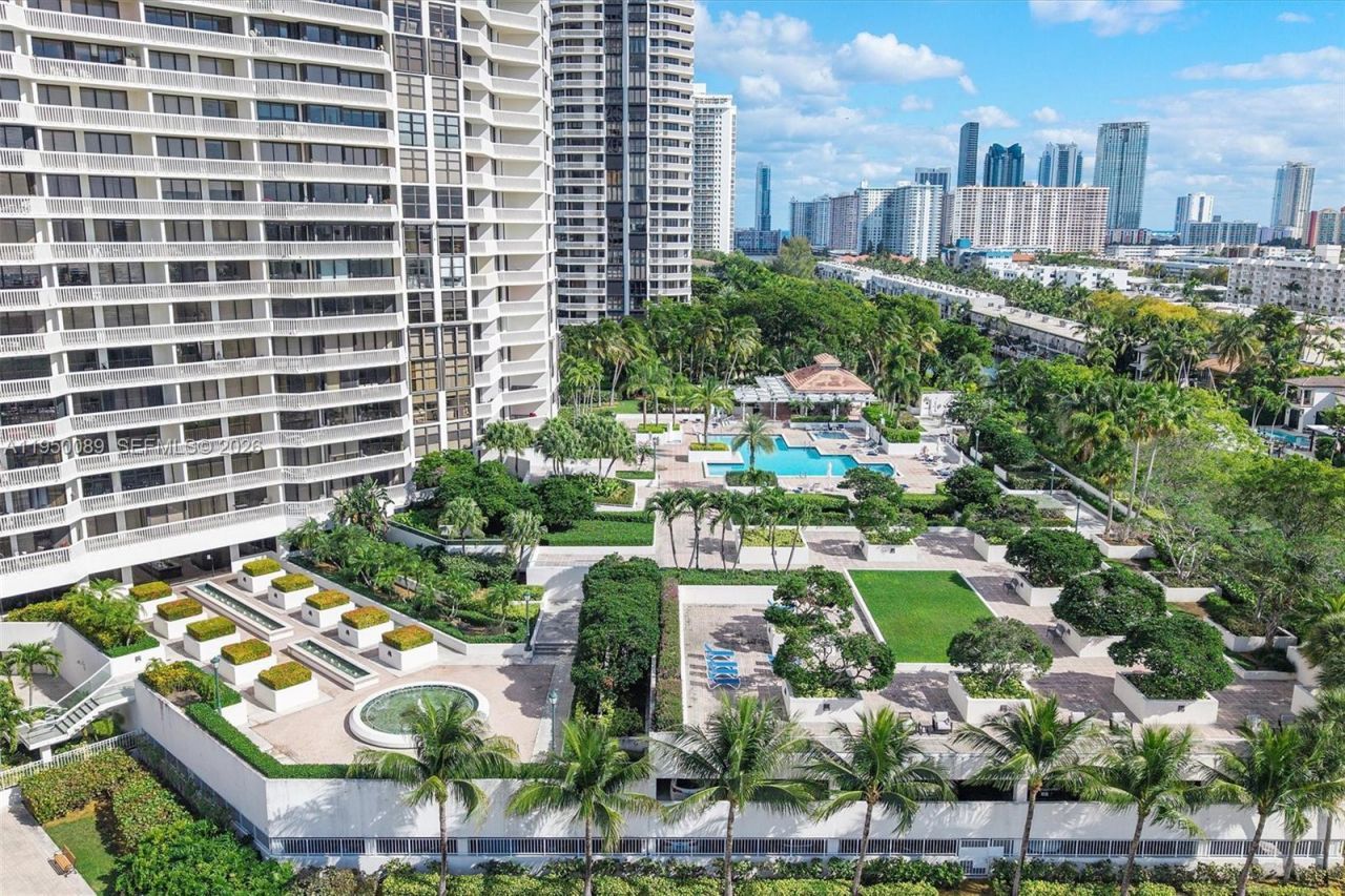 1000 E Island Blvd, Unit 803, Aventura, FL 33160 Photo