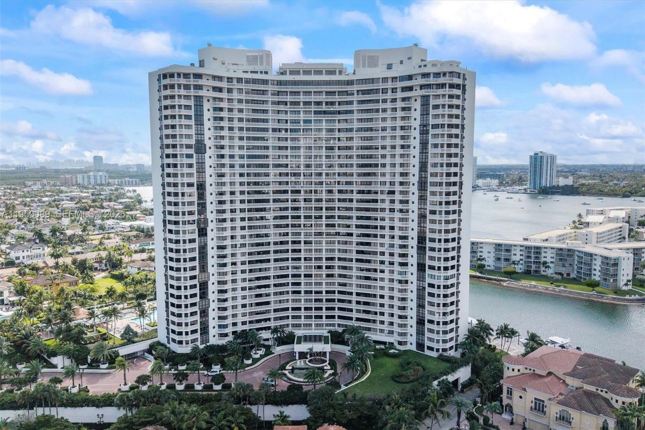 1000 E Island Blvd, Unit 803, Aventura, FL 33160 Photo