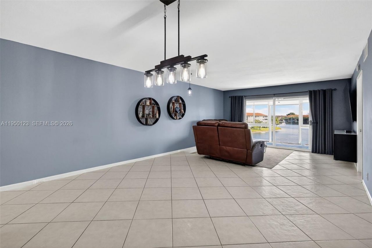 13100 SW 11th Ct , Unit 407C, Pembroke Pines, FL 33027 Photo