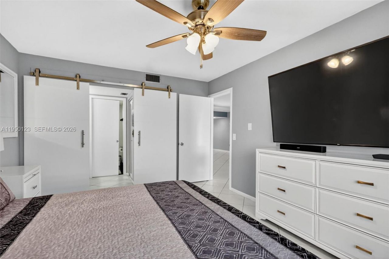 13100 SW 11th Ct , Unit 407C, Pembroke Pines, FL 33027 Photo