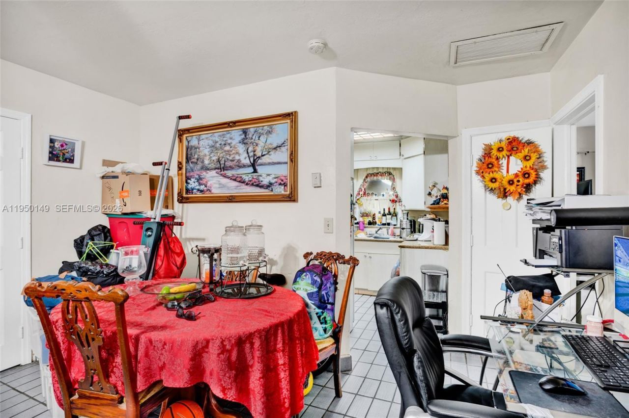 5955 SW 4th St, Miami, FL 33144 Photo