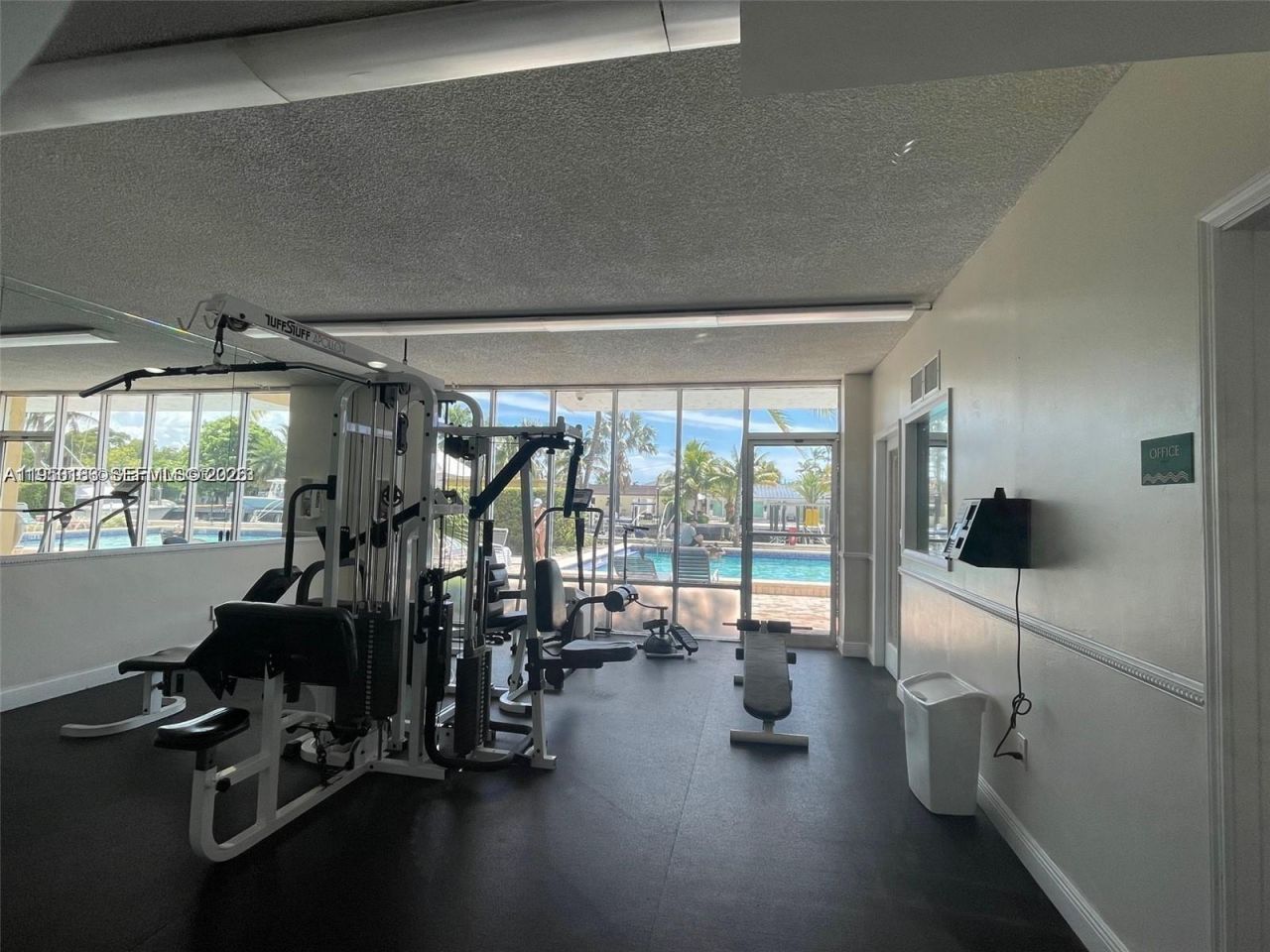 2350 NE 135th St, Unit 1509, North Miami, FL 33181 Photo