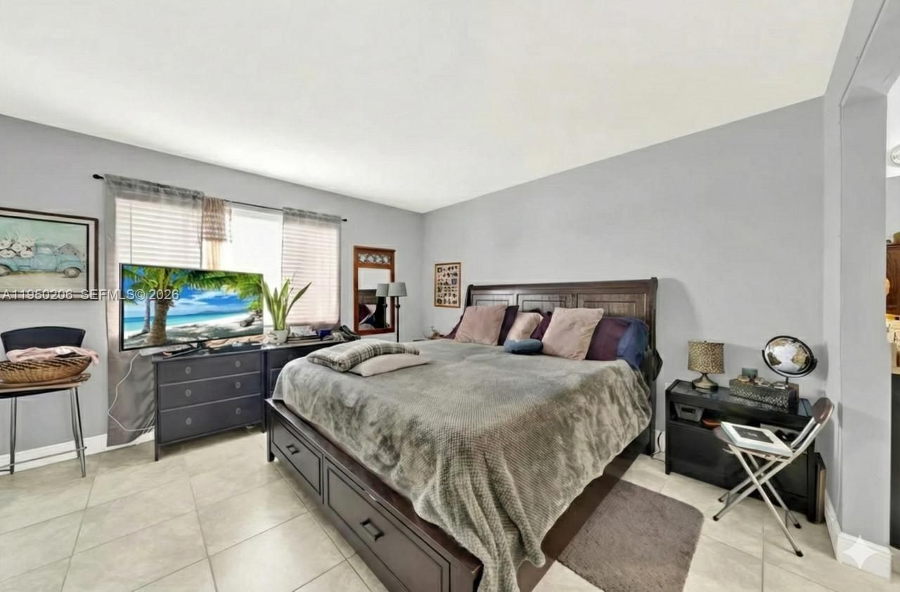 10810 NW 7th St, Unit 6B, Miami, FL 33172 Photo