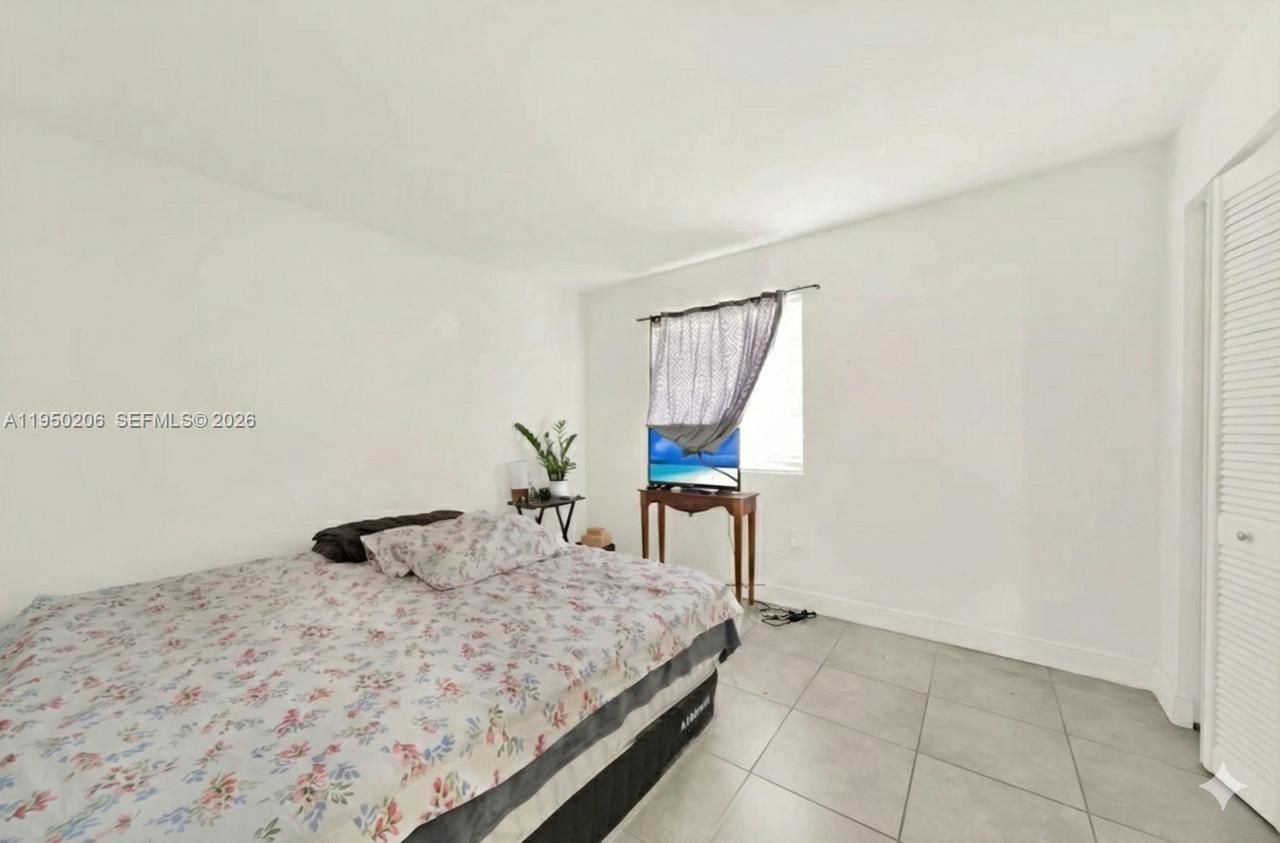 10810 NW 7th St, Unit 6B, Miami, FL 33172 Photo