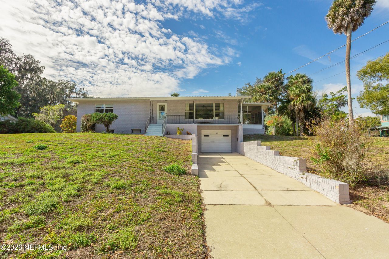 521 N Lake Street, Crescent City, FL 32112 Photo