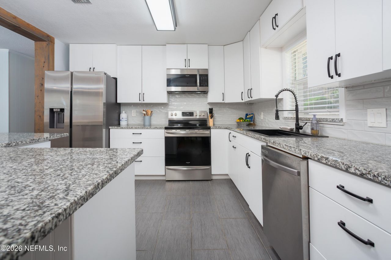 521 N Lake Street, Crescent City, FL 32112 Photo