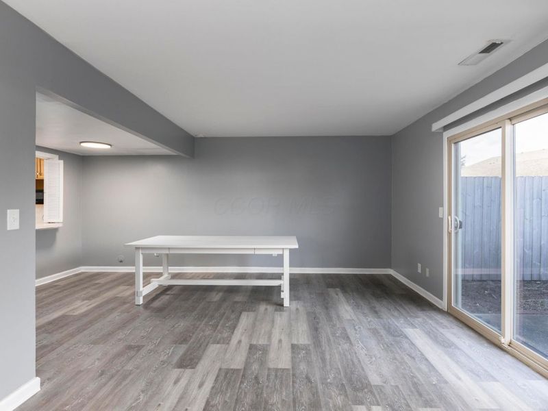 1030 Galliton Court, Unit H, Columbus, OH 43220 Photo 12