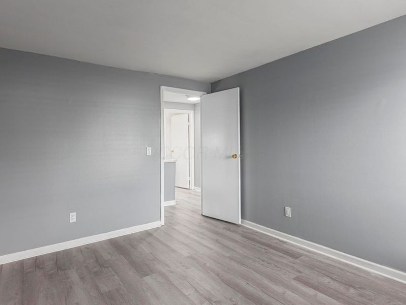 1030 Galliton Court, Unit H, Columbus, OH 43220 Photo 29