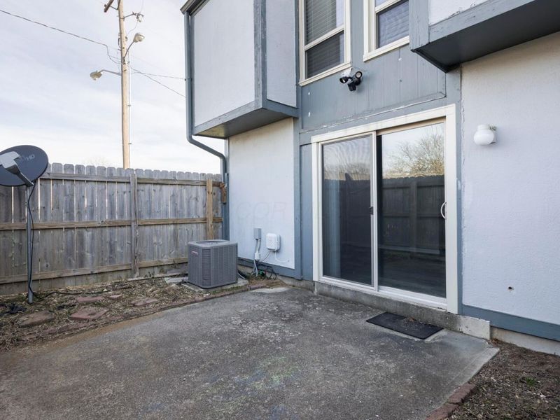 1030 Galliton Court, Unit H, Columbus, OH 43220 Photo 31