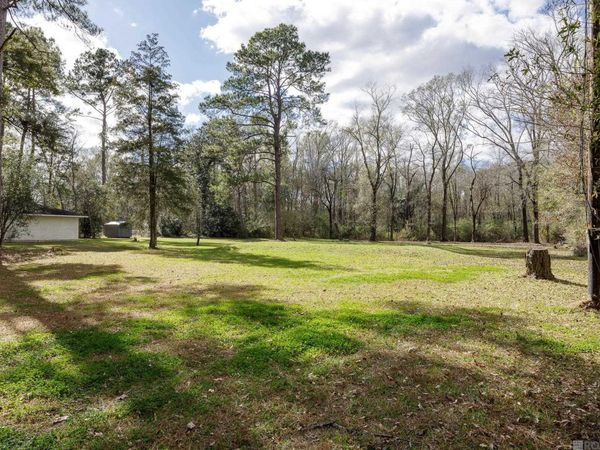 11395 Granberry Dr, Baton Rouge, LA 70811