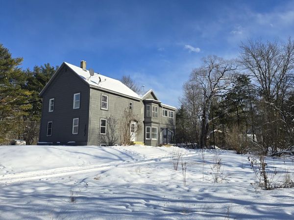 182 Pleasant Street, Richmond, ME 04357