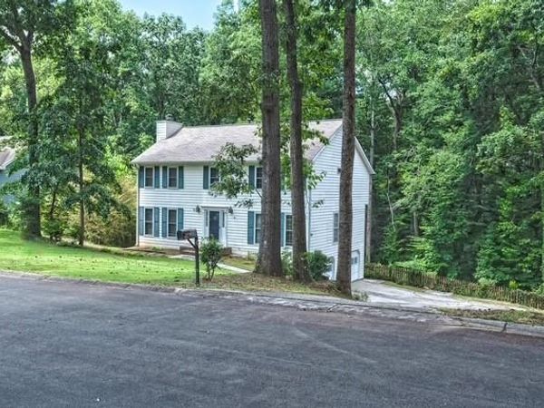 26 Flint Ridge Drive SE, Mableton, GA 30126