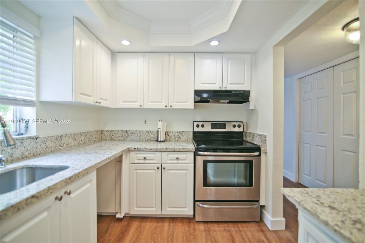 8500 SW 109th Ave, Unit 6-223, Miami, FL 33173 Photo