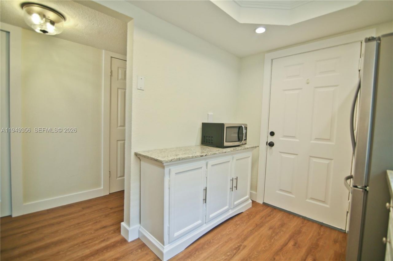 8500 SW 109th Ave, Unit 6-223, Miami, FL 33173 Photo