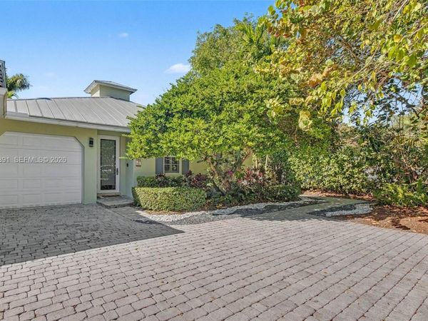 10530 SW 77th Ave, Unit 1, Pinecrest, FL 33156