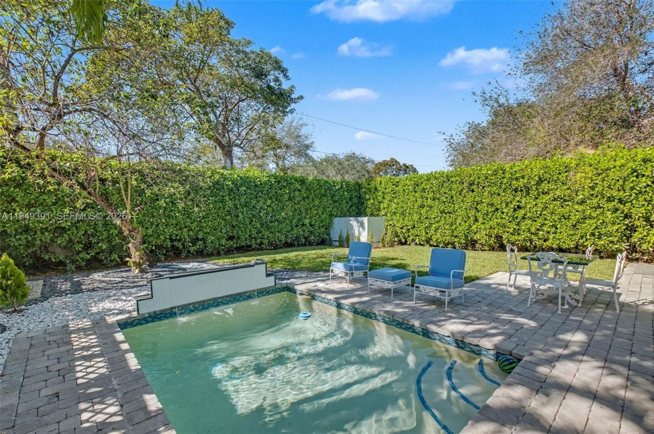 10530 SW 77th Ave, Unit 1, Pinecrest, FL 33156 Photo