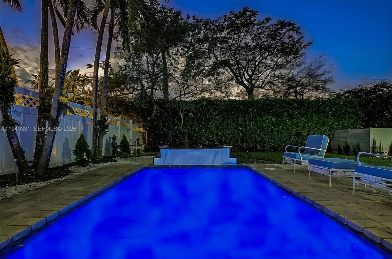 10530 SW 77th Ave, Unit 1, Pinecrest, FL 33156 Photo