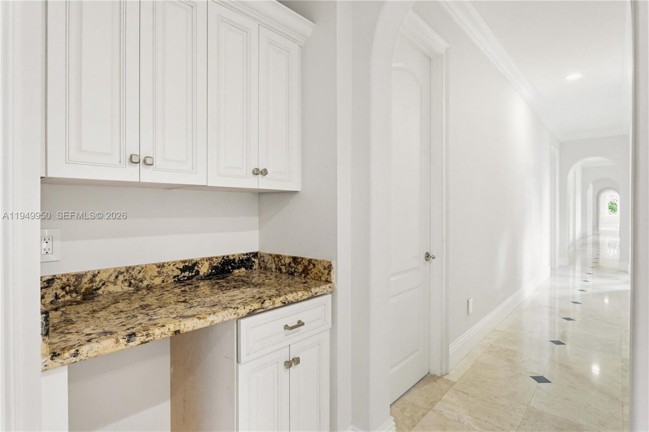 6200 SW 130th Ter, Pinecrest, FL 33156 Photo