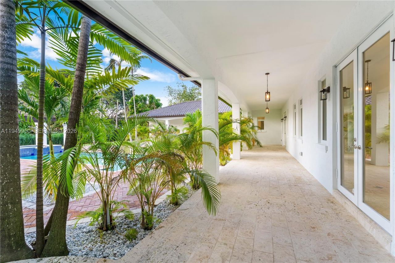 6200 SW 130th Ter, Pinecrest, FL 33156 Photo