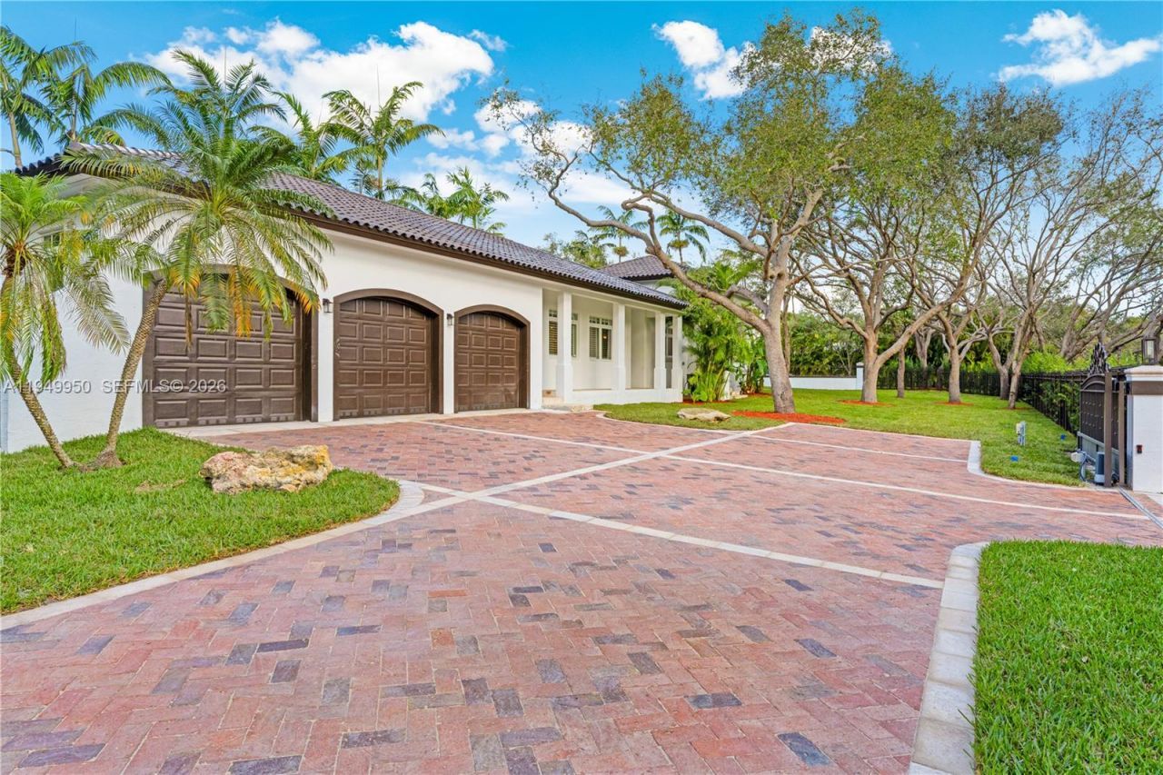 6200 SW 130th Ter, Pinecrest, FL 33156 Photo