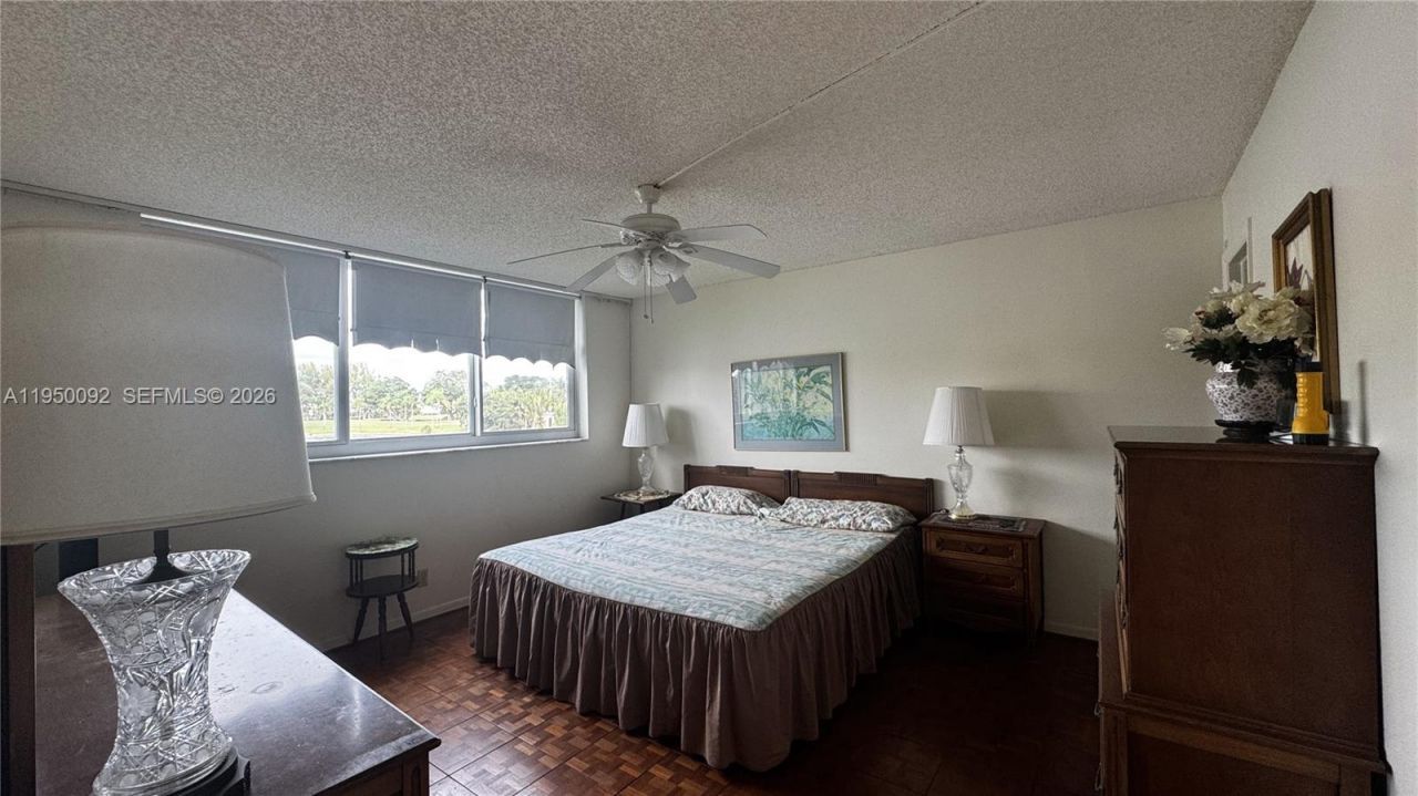 9423 S Hollybrook Lake Dr, Unit 203, Pembroke Pines, FL 33025 Photo