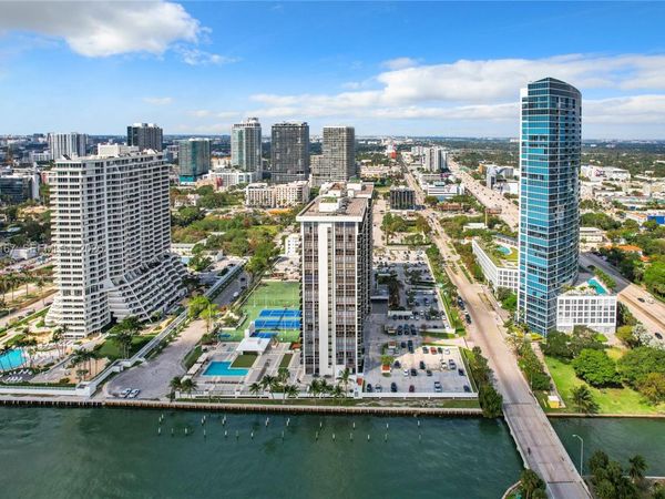 600 NE 36th St, Unit 703, Miami, FL 33137
