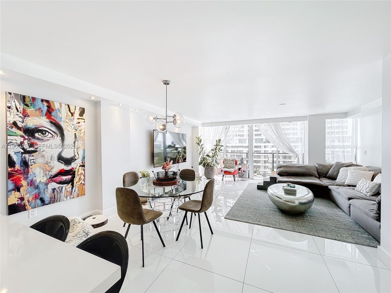 600 NE 36th St, Unit 703, Miami, FL 33137 Photo