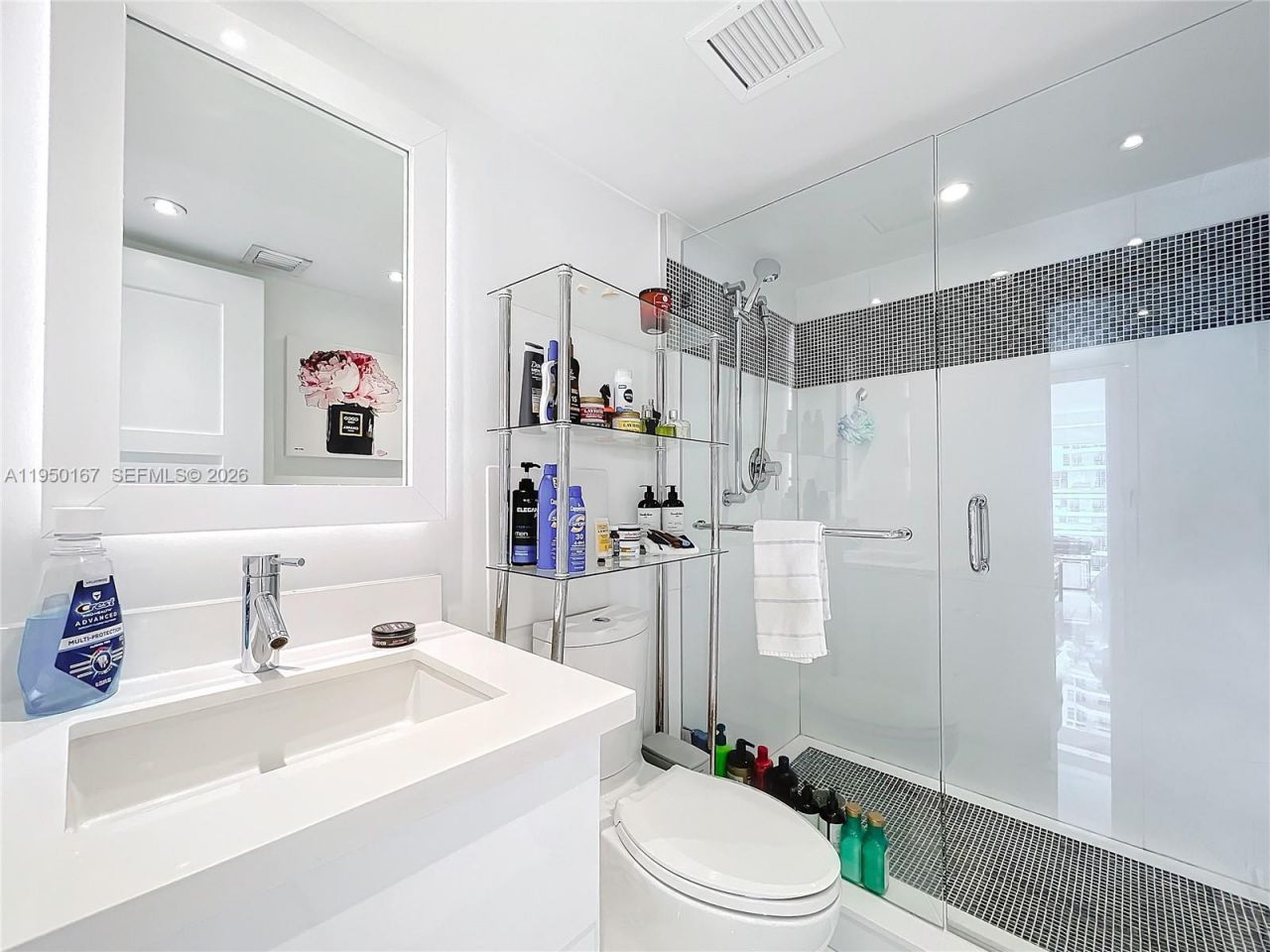 600 NE 36th St, Unit 703, Miami, FL 33137 Photo