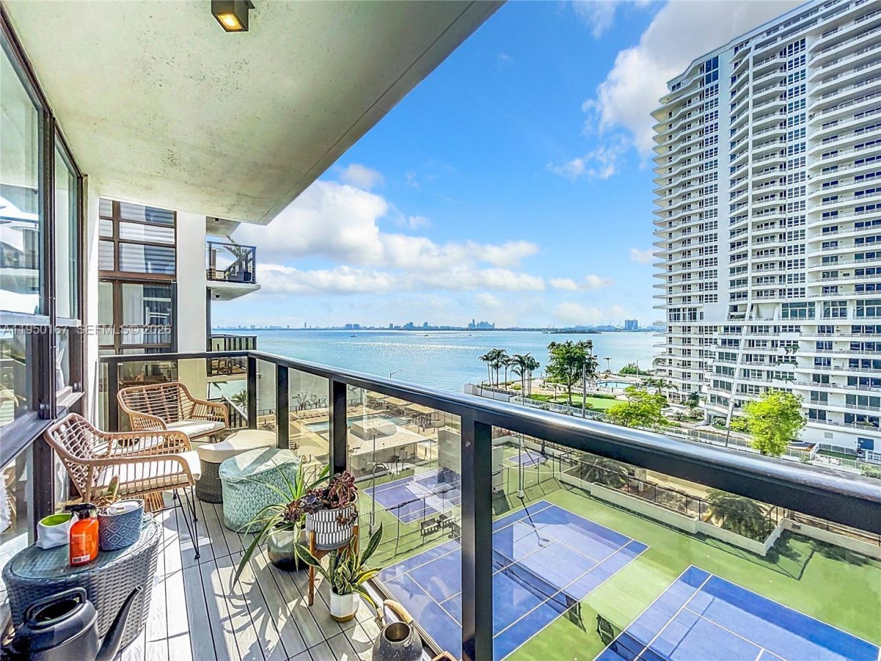 600 NE 36th St, Unit 703, Miami, FL 33137 Photo