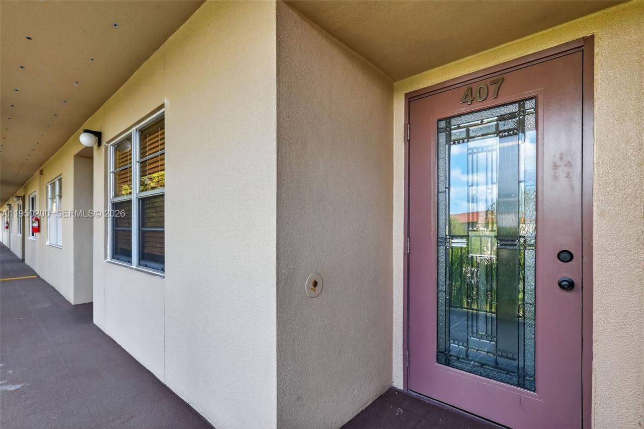 13100 SW 11th Ct, Unit 407C, Pembroke Pines, FL 33027 Photo